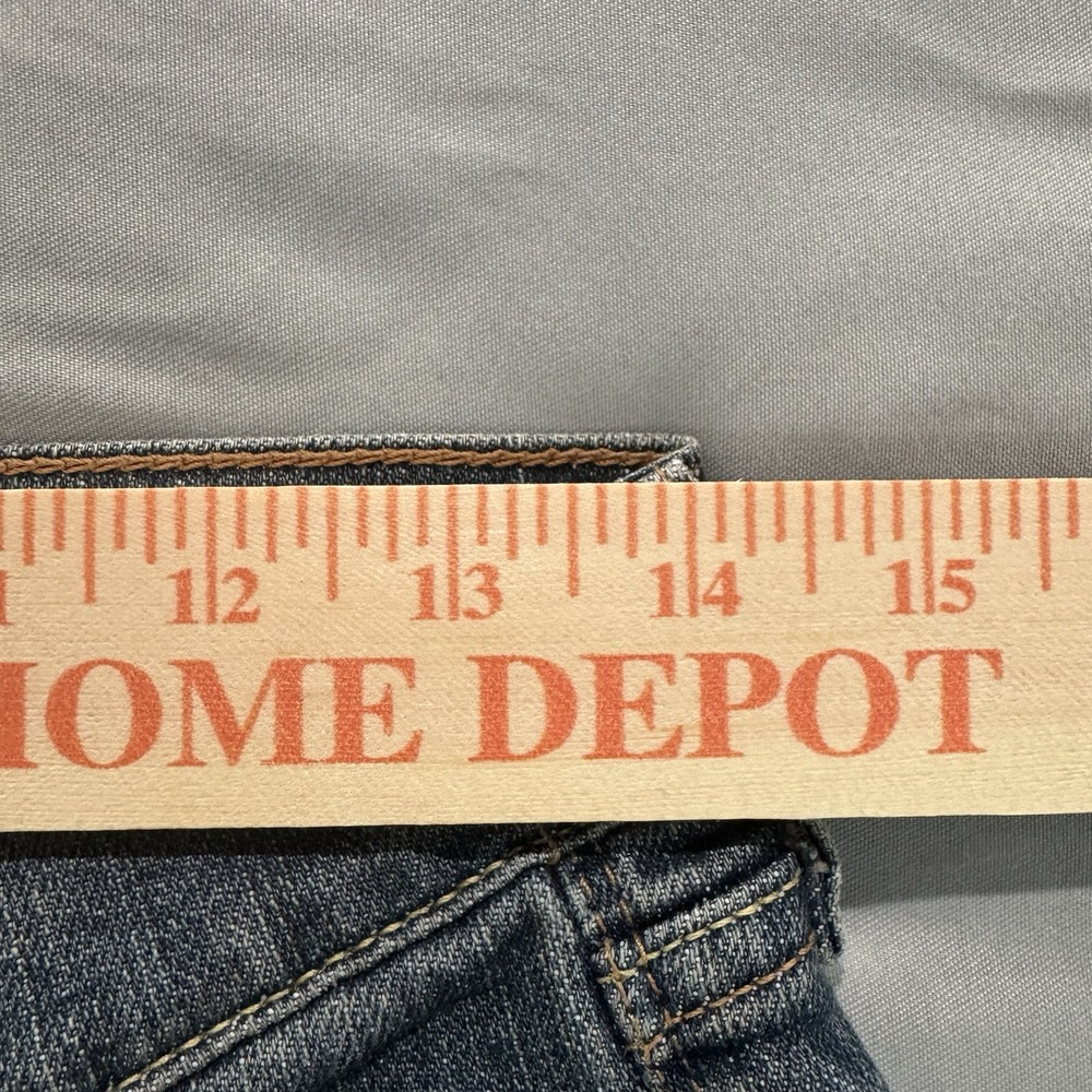 Old Navy The Flirt Low Rise Bootcut Leg‎ Jeans Women's 4P Blue Medium Wash - Picture 6 of 13